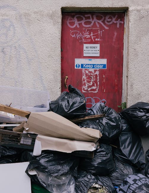 https://rubbishcollectioncrystalpalace.co.uk/blog/avoid-hidden-charges-booking-rubbish-clearance-crystal-palace/